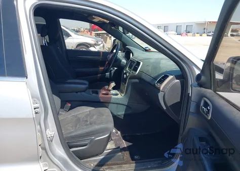 2017 Jeep Grand Cherokee Laredo 4X2 from USA, damaged, VIN 1C4RJEAG0HC890832